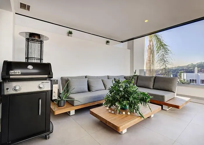 Elegant Two Bedroom At Hills! * Estepona