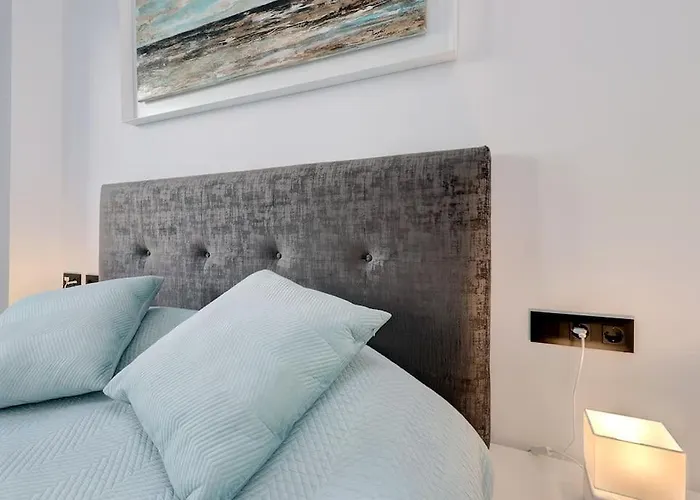 Elegant Two Bedroom At Hills! Apartamento *