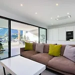 Διαμέρισμα Elegant Two Bedroom At Hills!