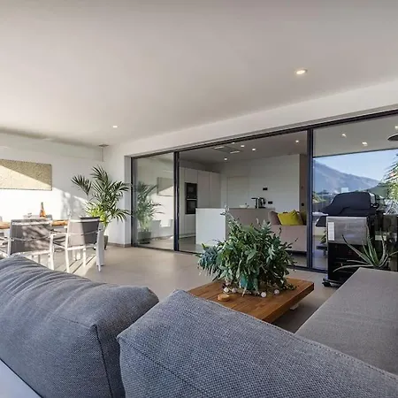 Elegant Two Bedroom At Hills! 公寓 埃斯特波纳