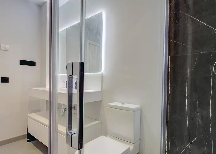 Appartement Elegant Two Bedroom At Hills! Estepona